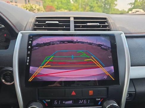Used 2015 Toyota Camry XSE FWD image 29