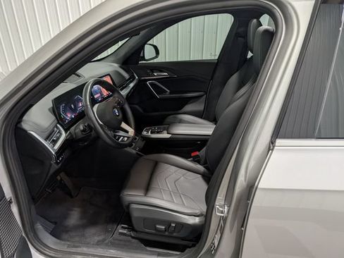 Used 2024 BMW X1 xDrive28i w/ Convenience Package AWD/4WD image 15