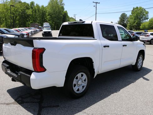 Used 2025 Toyota Tundra SR w/ SR Tow Package AWD/4WD image 7
