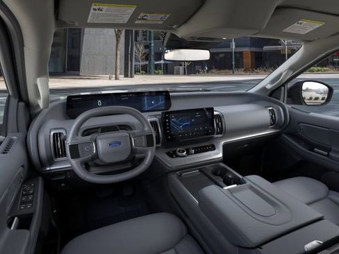 New 2026 Ford Expedition Active RWD image 9