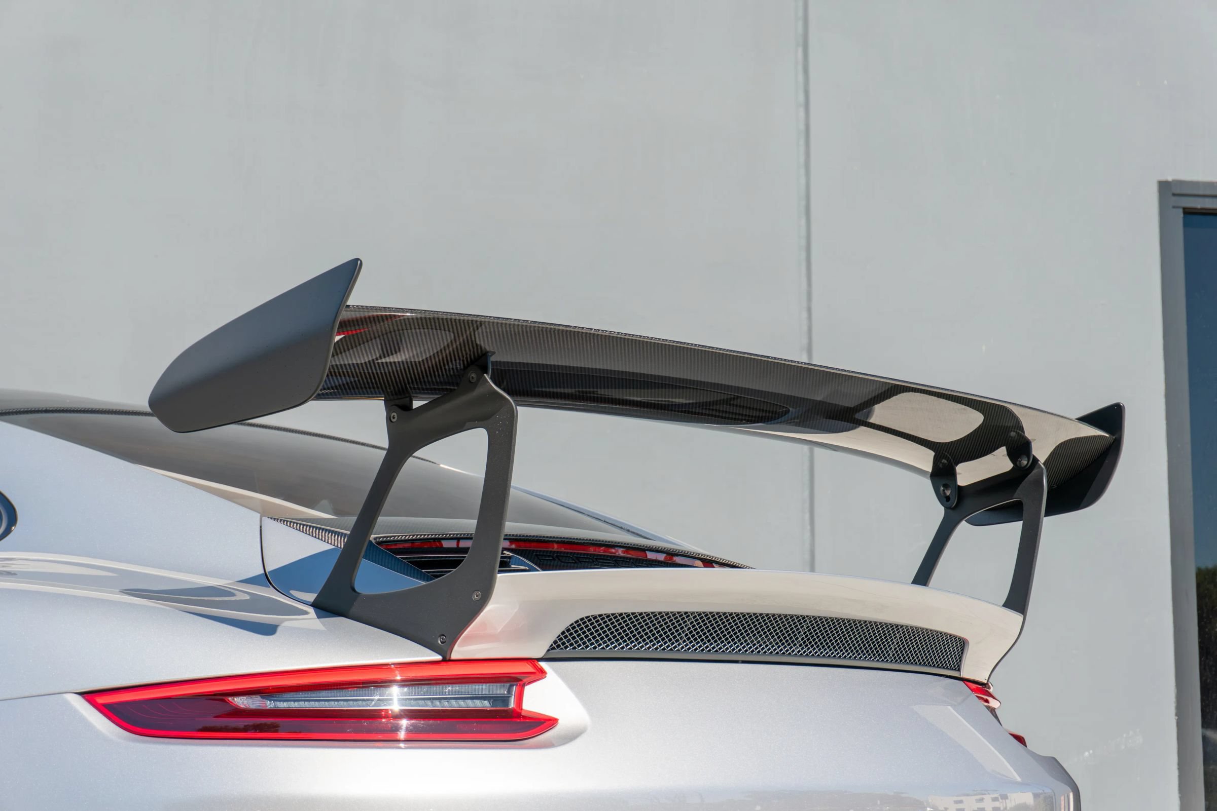 Used 2019 Porsche 911 GT3 RS RWD image 42
