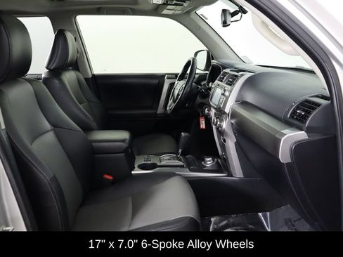 Used 2018 Toyota 4Runner SR5 Premium AWD/4WD image 18