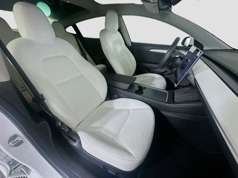 Used 2022 Tesla Model 3 Long Range AWD/4WD image 32