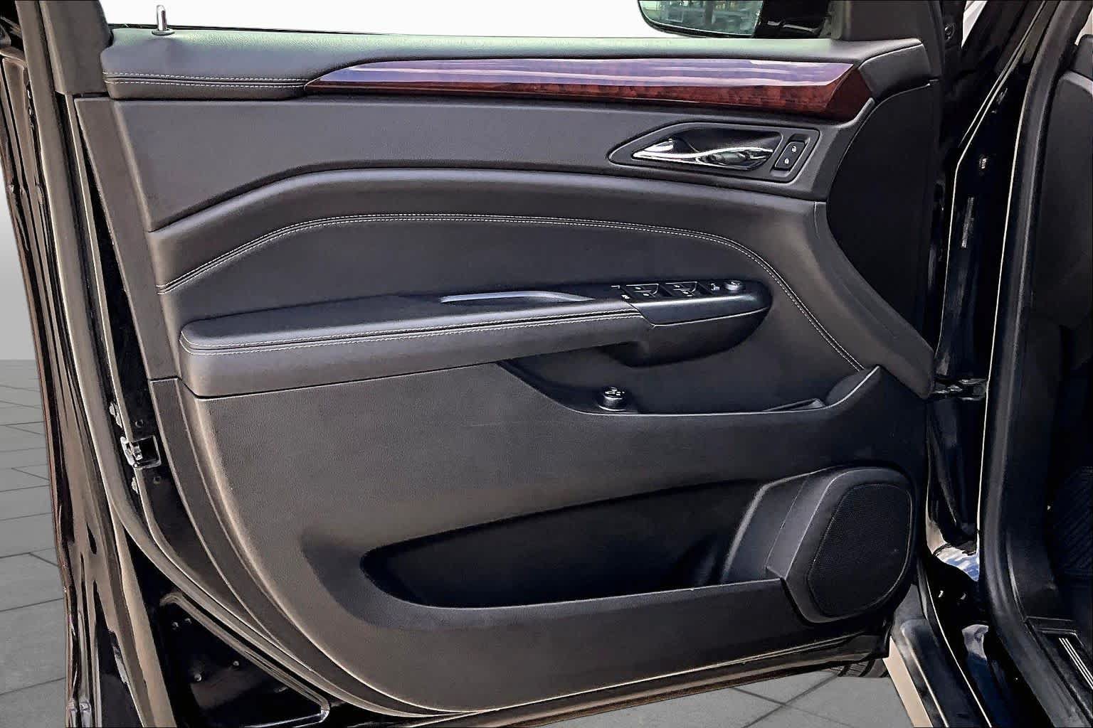 Used 2015 Cadillac SRX Luxury FWD image 20