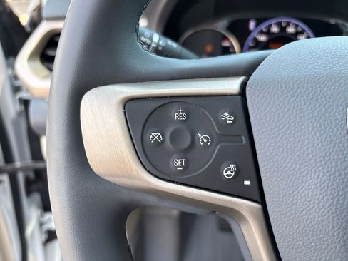 Certified 2023 GMC Acadia Denali w/ Denali Ultimate Package FWD image 26
