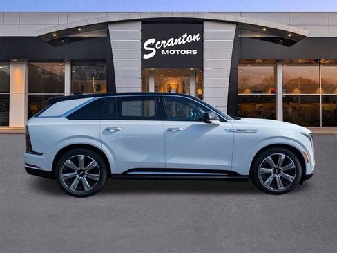 New 2025 Cadillac Escalade IQ Luxury 2 image 6