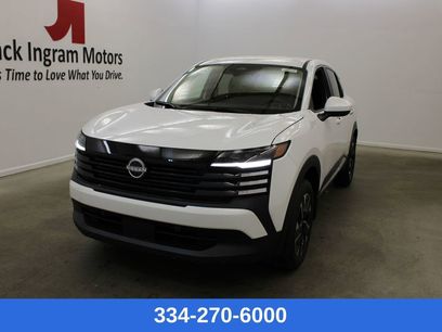 New 2025 Nissan Kicks SV