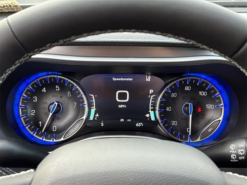 New 2026 Chrysler Pacifica Select w/ S Appearance Package image 32