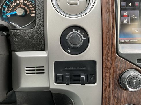 Used 2014 Ford F150 Lariat w/ Equipment Group 502A Luxury image 23