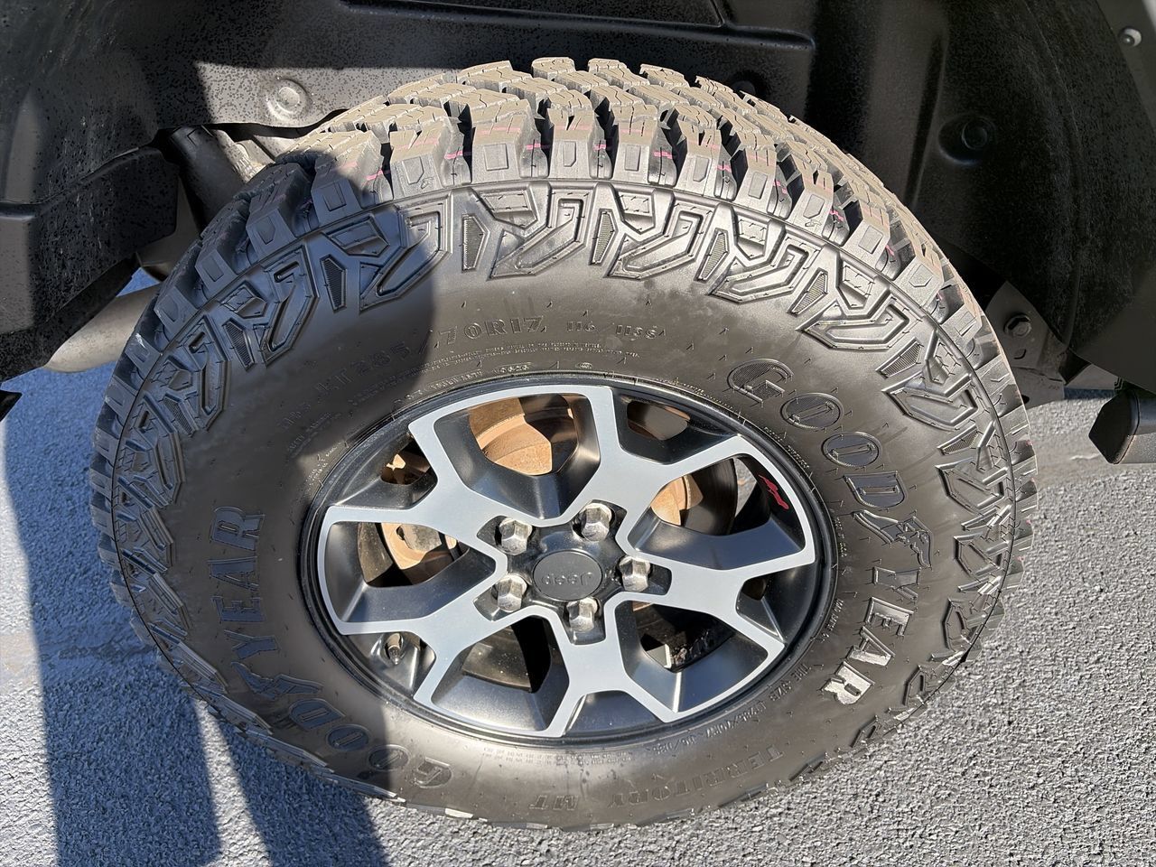 Used 2019 Jeep Wrangler Unlimited Rubicon AWD/4WD image 9