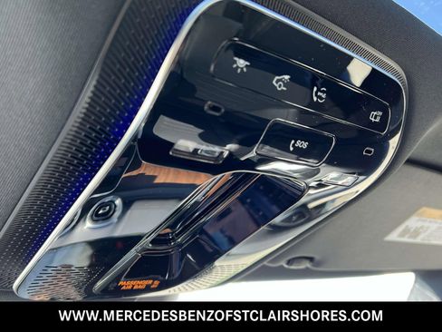 Used 2025 Mercedes-Benz C 300 4MATIC Sedan image 35