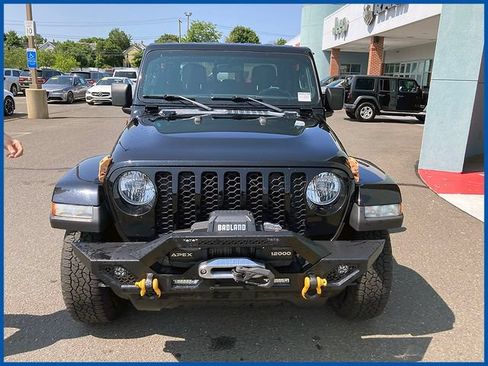 Used 2021 Jeep Gladiator Sport AWD/4WD image 3