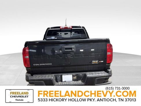 Used 2021 Chevrolet Colorado LT w/ LT Convenience Package image 3