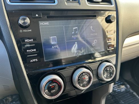 Used 2017 Subaru Forester 2.5i Premium image 20