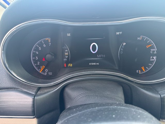 Used 2020 Jeep Grand Cherokee Limited w/ Luxury Group II RWD image 5