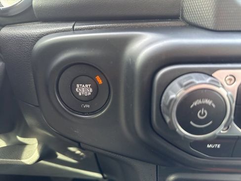 Used 2020 Jeep Wrangler Unlimited Sahara w/ Safety Group image 31