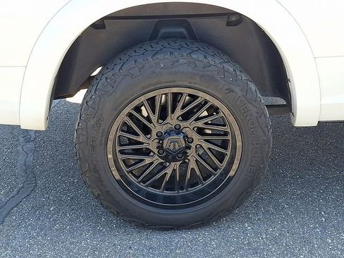 Used 2015 RAM 1500 Laramie w/ Convenience Group image 26