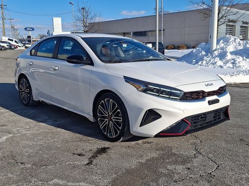 Used 2022 Kia Forte GT w/ GT2 Package image 3