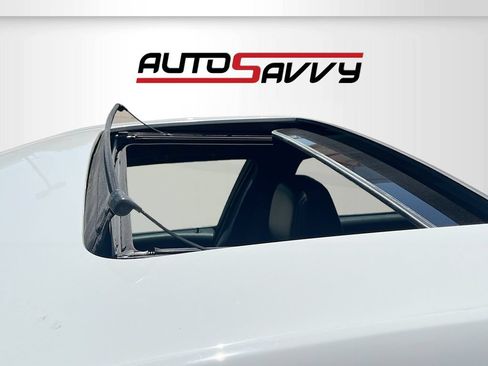 Used 2023 Chrysler 300 S RWD image 23