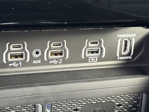 New 2026 RAM 1500 Laramie w/ Night Edition image 24