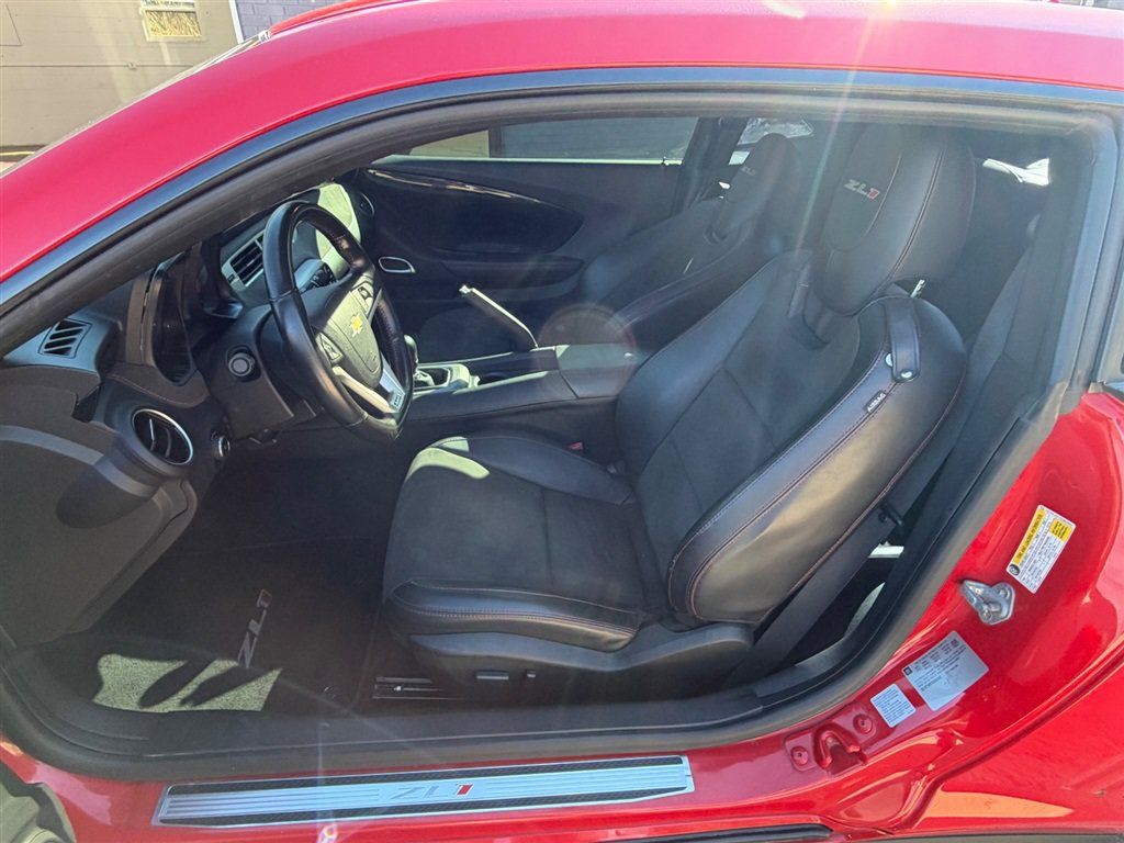 Used 2013 Chevrolet Camaro ZL1 RWD image 8