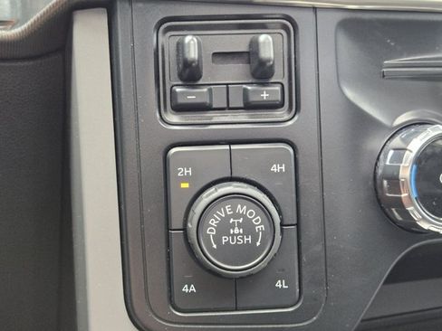 Used 2024 Ford F150 Lariat w/ Tow/Haul Package AWD/4WD image 32