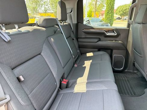 Used 2022 GMC Sierra 1500 Elevation w/ X31 Off-Road Package AWD/4WD image 28