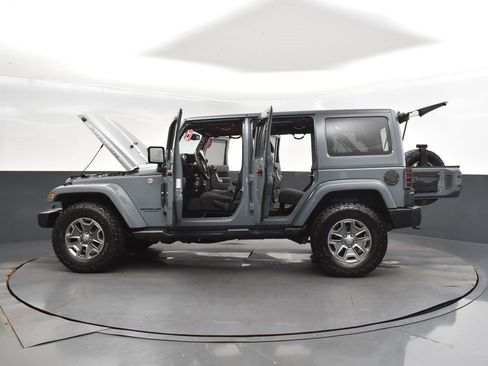 Used 2015 Jeep Wrangler Unlimited Rubicon w/ Connectivity Group image 46