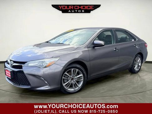Used 2015 Toyota Camry SE FWD image 1