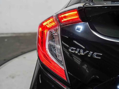 Used 2019 Honda Civic Sport image 11