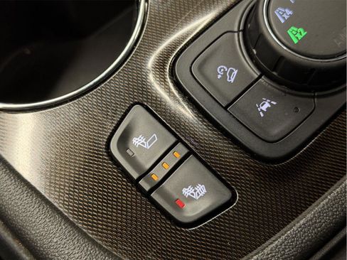 Certified 2023 GMC Acadia AT4 w/ LPO, Floor Liner Package image 40