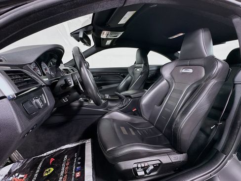 Used 2017 BMW M4 Coupe RWD image 15