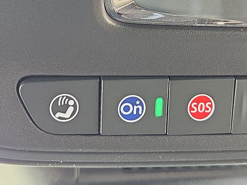 New 2026 Chevrolet Equinox ACTIV w/ Safety and Technology Package image 20