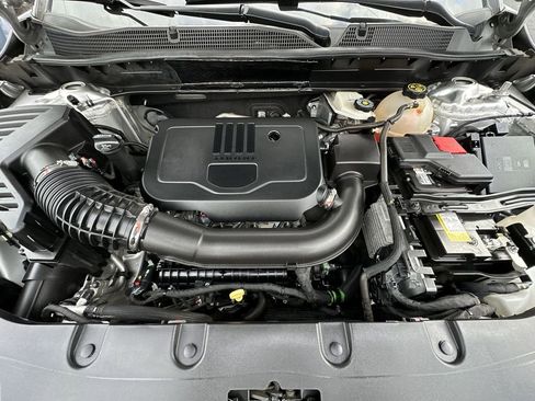 Used 2021 Chevrolet Blazer LT image 24