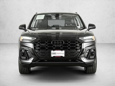 Used 2023 Audi Q5 2.0T Premium Plus w/ Premium Plus Package image 2