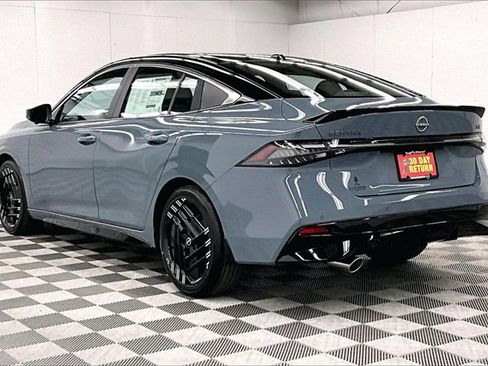 New 2026 Nissan Sentra SR image 3