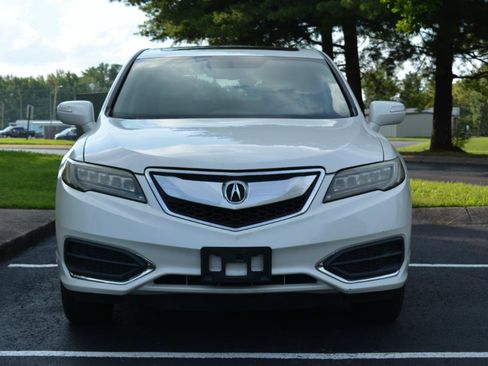 Used 2017 Acura RDX AWD image 2