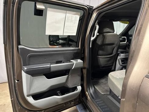 Used 2023 Ford F250 XLT w/ XLT Premium Package AWD/4WD image 24