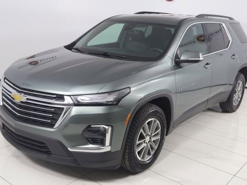 Used 2023 Chevrolet Traverse LT image 20