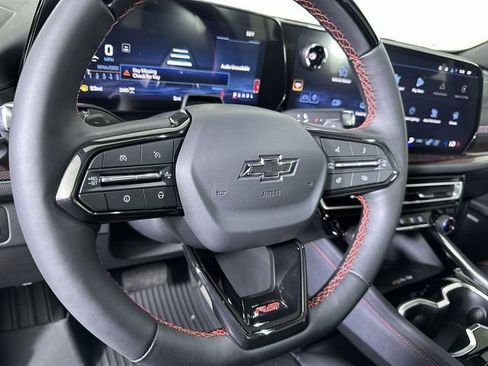New 2026 Chevrolet Traverse RS w/ LPO, Floor Liner Package AWD/4WD image 11