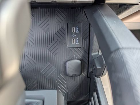 New 2026 Toyota 4Runner Limited AWD/4WD image 18