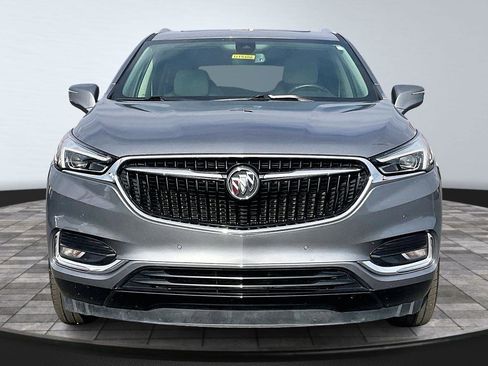 Used 2020 Buick Enclave Premium w/ Sun and Sites Package image 4