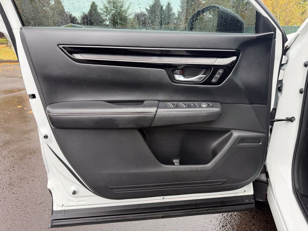 Used 2023 Honda CR-V Sport Touring image 11