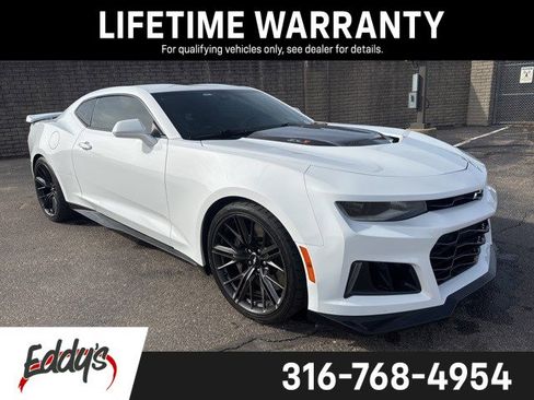 Used 2019 Chevrolet Camaro ZL1 image 1