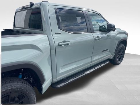 New 2026 Toyota Tundra Limited AWD/4WD image 10