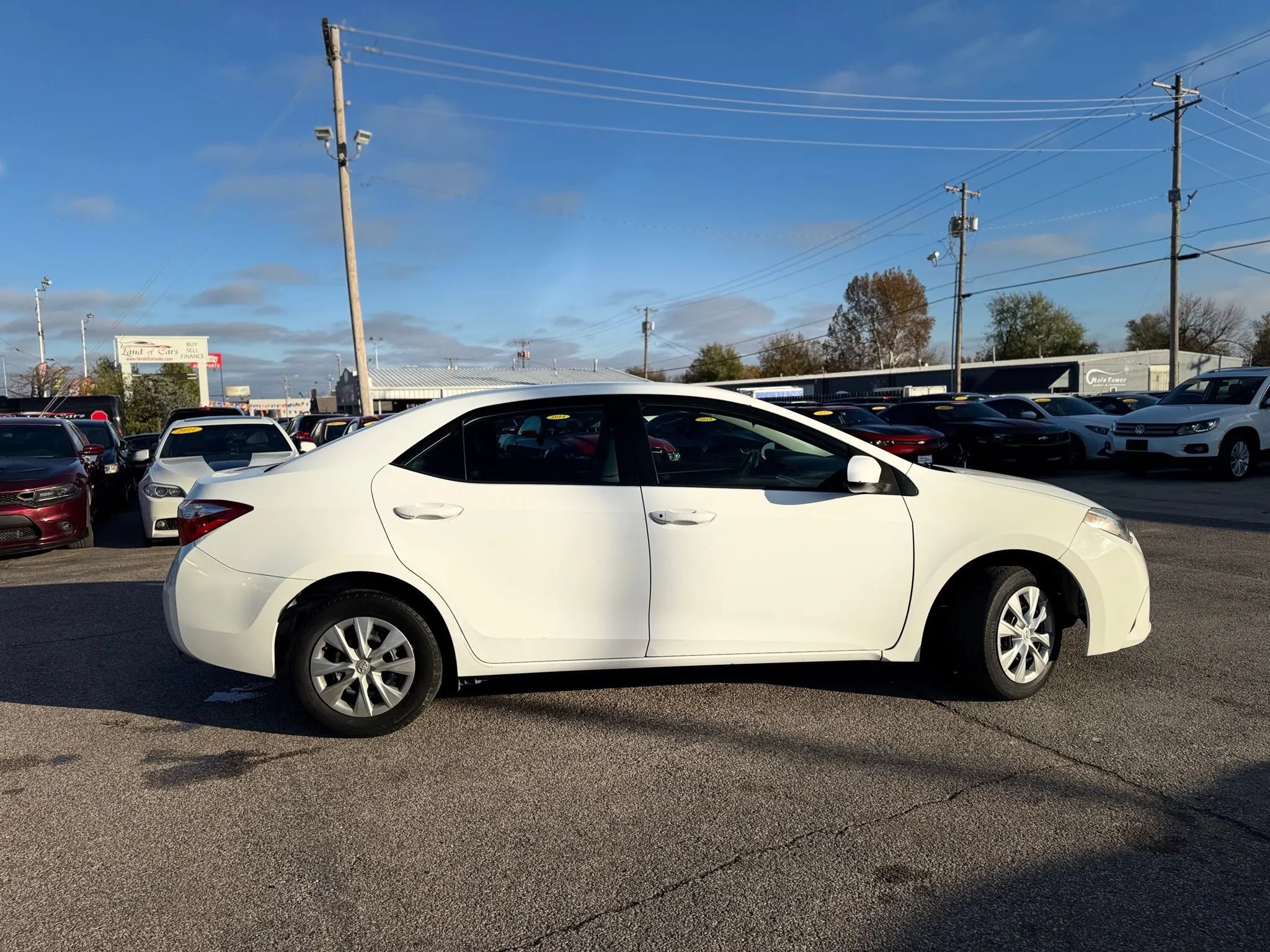 Used 2015 Toyota Corolla L FWD image 2