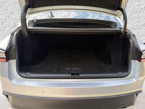 Used 2022 Lexus IS 300 AWD w/ Premium Package image 12