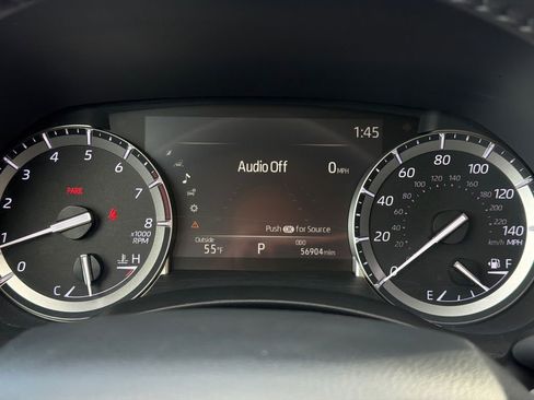 Used 2022 Toyota Highlander XLE image 26