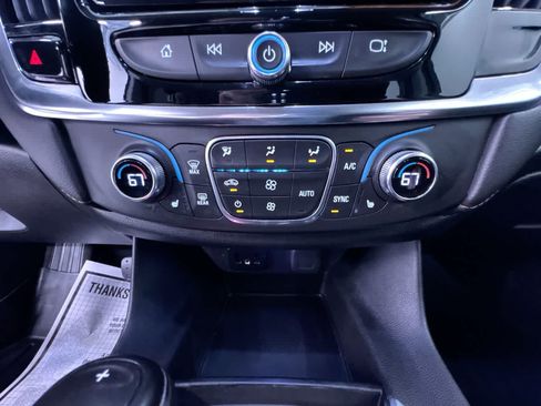 Used 2019 Chevrolet Traverse LT w/ LPO, Cargo Package AWD/4WD image 28