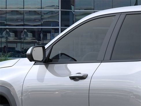 New 2026 Chevrolet Equinox LT w/ Safety and Technology Package AWD/4WD image 12